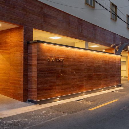 H-Avenue Hotel Munhyeon Busan Eksteriør billede