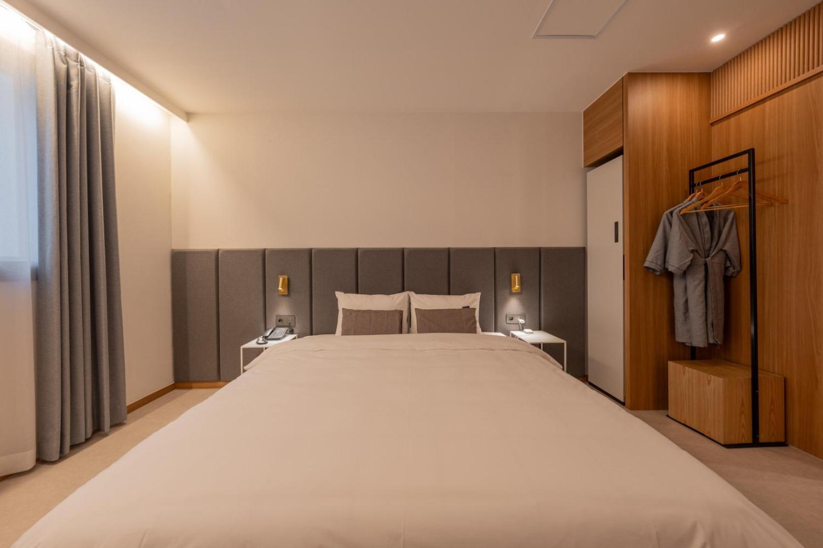 H-Avenue Hotel Munhyeon Busan Eksteriør billede