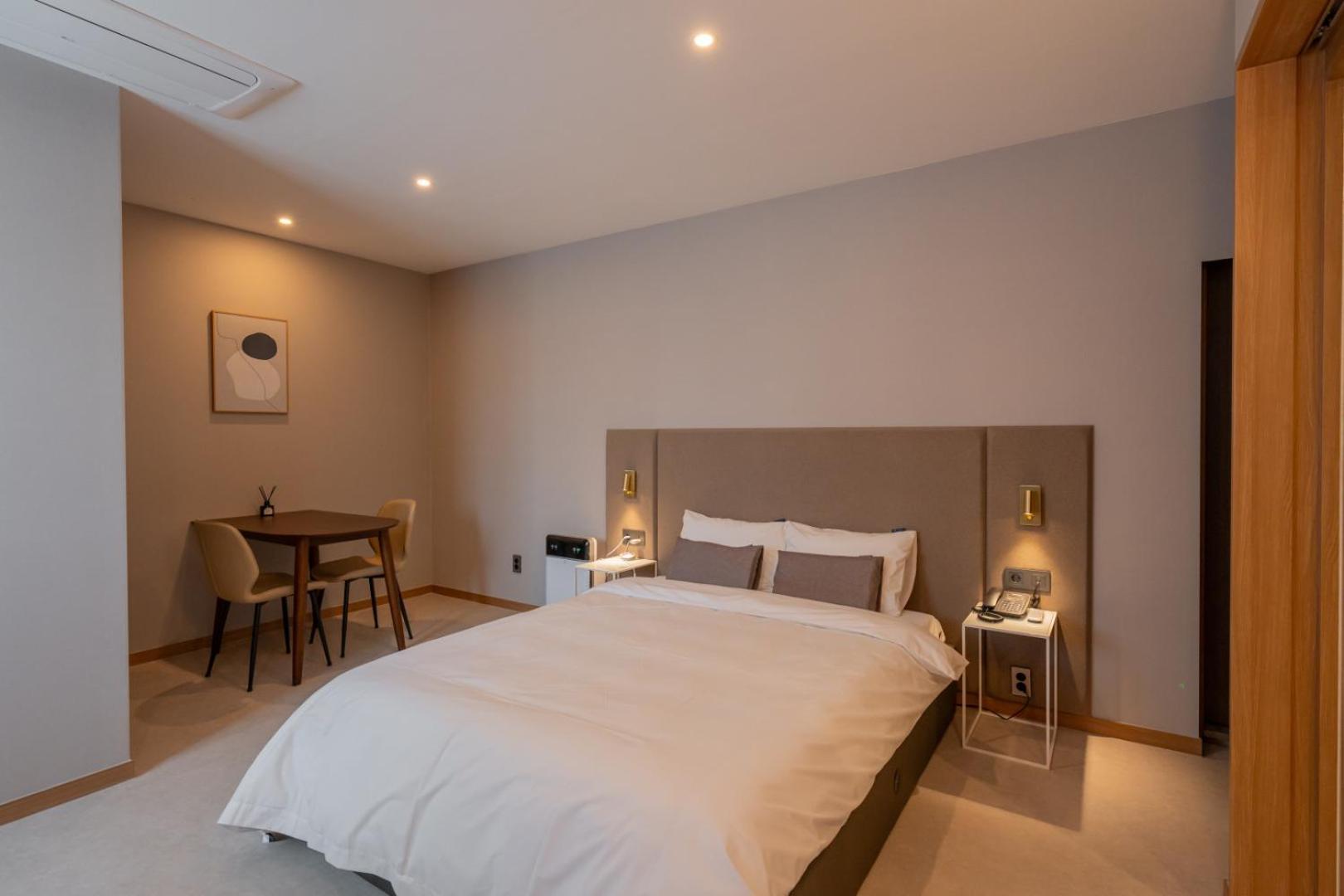H-Avenue Hotel Munhyeon Busan Eksteriør billede