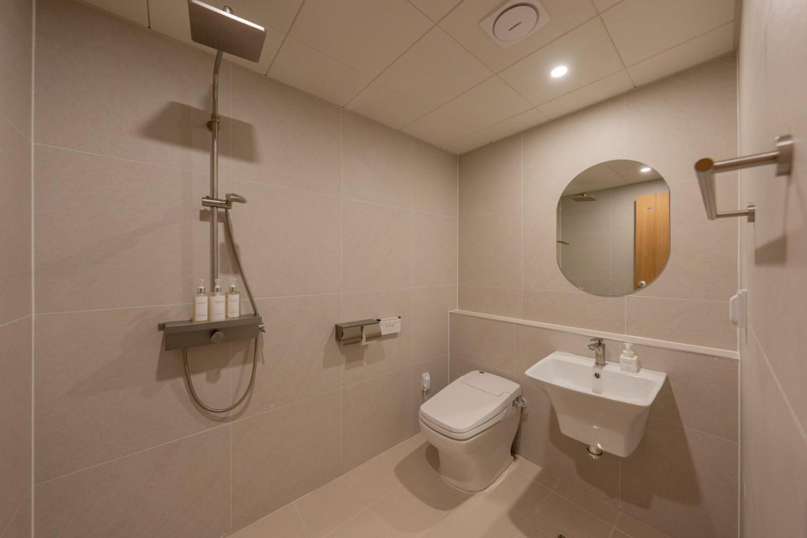 H-Avenue Hotel Munhyeon Busan Eksteriør billede